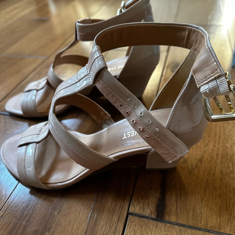 Nine West Nude Wedge Sandel